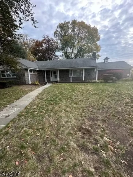 479 Grove St, Clifton, NJ 07013