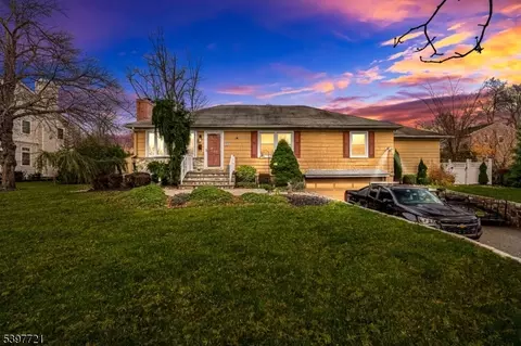 163 Briarwood Rd, Florham Park, NJ 07932