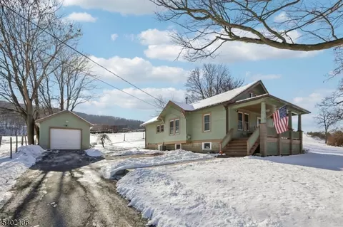 5 Lewisburg Rd, Wantage, NJ 07461