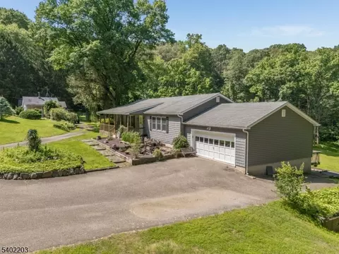 20-22 24 Polktown Rd, Hampton, NJ 08827