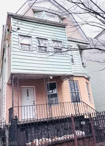 245 247 4th St #2, Newark, NJ 07107