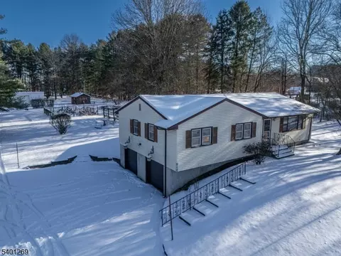 317 County Road 579, Asbury, NJ 08802