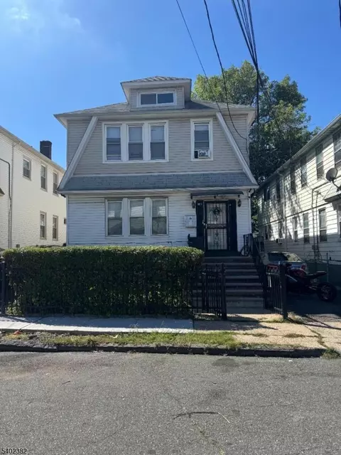 15 Walter Pl, Irvington, NJ 07111