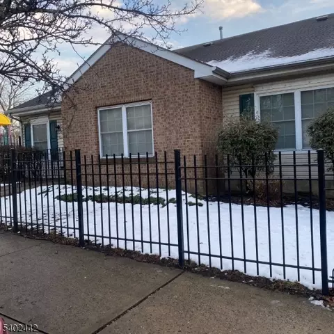 268 W Kinney St, Newark, NJ 07103