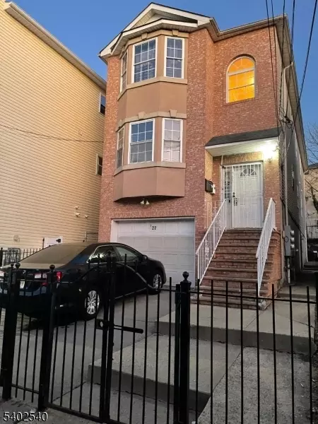 722 S 20th St, Newark, NJ 07103