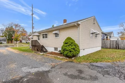 554 E Main St, Bridgewater, NJ 08807 photo 21