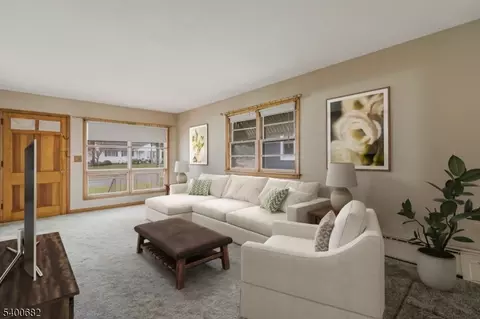 554 E Main St, Bridgewater, NJ 08807 photo 4