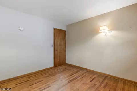 554 E Main St, Bridgewater, NJ 08807 photo 18