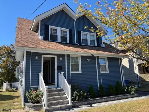 220 S Washington Ave, Dunellen, NJ 08812