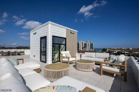 8 Seashore Dr, Long Branch City, NJ 07740