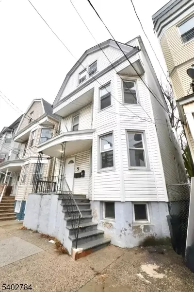 102 S 12th St, Newark, NJ 07107