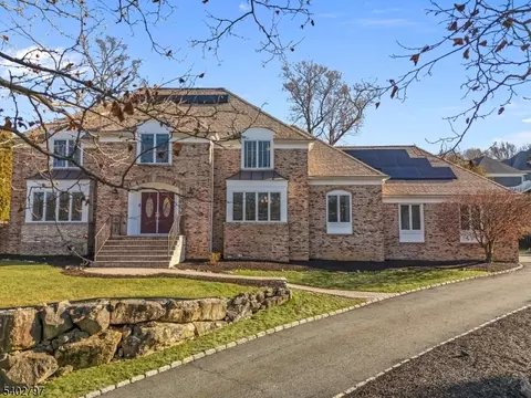 70 Ketch Rd, Morristown, NJ 07960