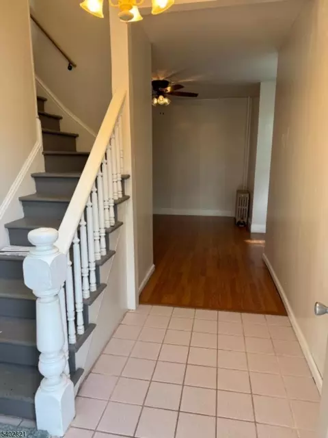22 Hamilton Pl, Nutley, NJ 07110 photo 3