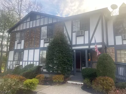 5 Terrace Dr # G, Chatham Twp, NJ 07928