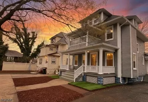 29 White Ter, Newark, NJ 07108
