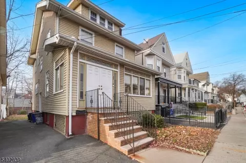 33 Becker Ter, Irvington, NJ 07111
