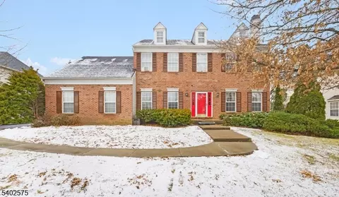 1734 Washington Vly, Stewartsville, NJ 08886
