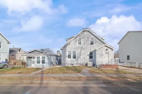9 Rolfe Ave, Highland Park, NJ 08904