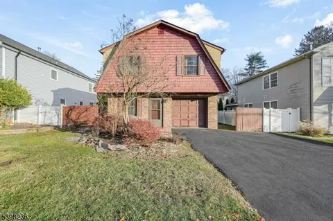609 Monroe Ave, Township Of Washington, NJ 07676