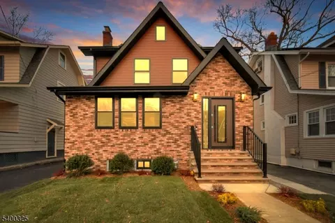 153 Garfield Pl, Maplewood, NJ 07040
