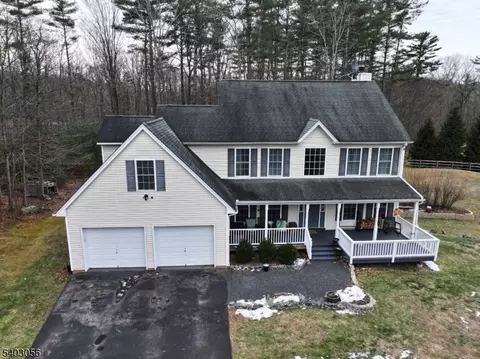 52 Fox Hollow Rd, Montague, NJ 07827