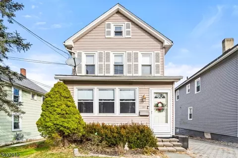89 Trinity St, Newton, NJ 07860
