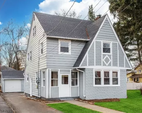 24 Argonne Ct, Teaneck, NJ 07666