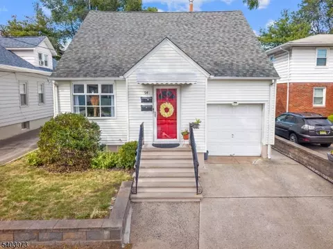 94 Trimble Ave, Clifton, NJ 07011