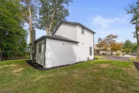 78 Maple Ln, Wayne, NJ 07470 photo 8