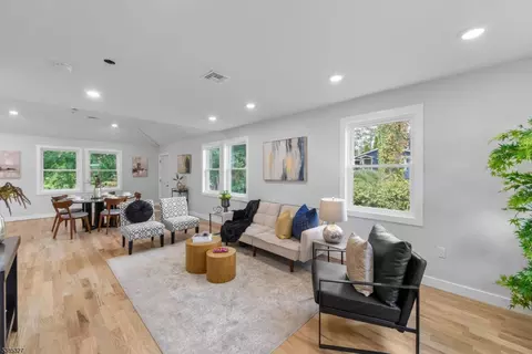 78 Maple Ln, Wayne, NJ 07470 photo 16