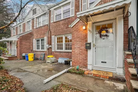 593 Beverly Rd, Teaneck, NJ 07666