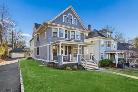 36 Oakview Ave, Maplewood, NJ 07040