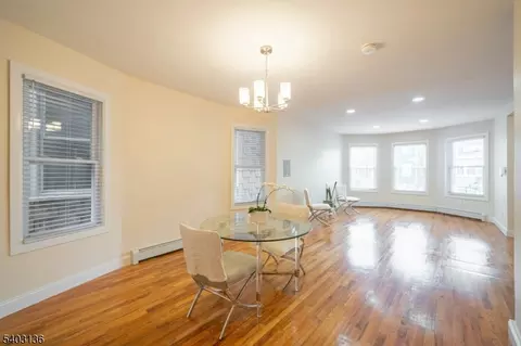 162 Glenwood Ave #3, Jersey City, NJ 07306