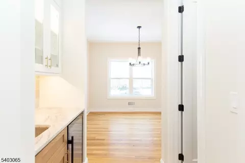 86 Albert Ave, Edison, NJ 08837 photo 9