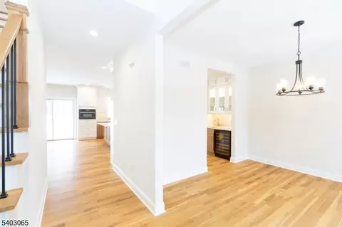 86 Albert Ave, Edison, NJ 08837 photo 5