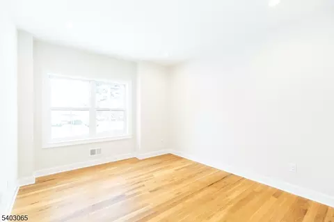 86 Albert Ave, Edison, NJ 08837 photo 21