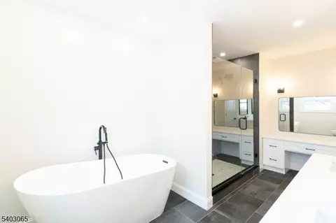 86 Albert Ave, Edison, NJ 08837 photo 33