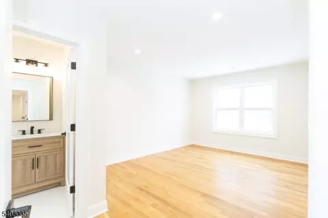 86 Albert Ave, Edison, NJ 08837 photo 36