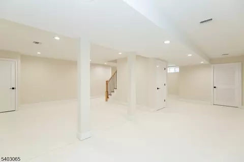 86 Albert Ave, Edison, NJ 08837 photo 46
