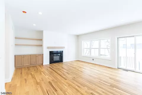 86 Albert Ave, Edison, NJ 08837 photo 18
