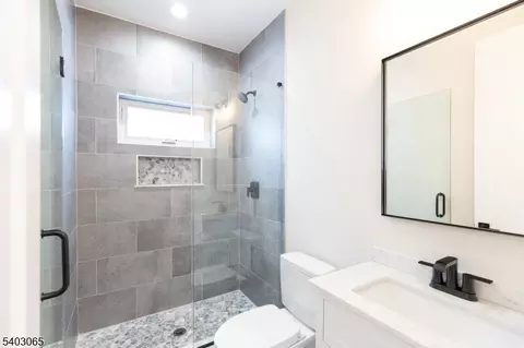 86 Albert Ave, Edison, NJ 08837 photo 24