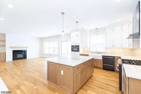 86 Albert Ave, Edison, NJ 08837 photo 11