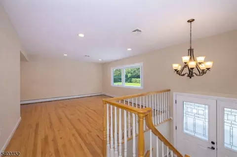 2 Robert St, Flanders, NJ 07836 photo 5