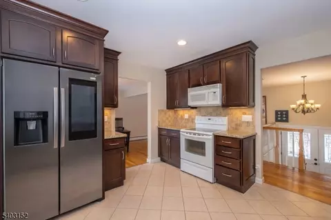 2 Robert St, Flanders, NJ 07836 photo 12