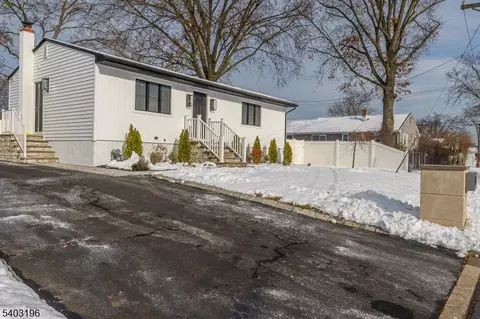 160 Grandview Ave, Piscataway, NJ 08854