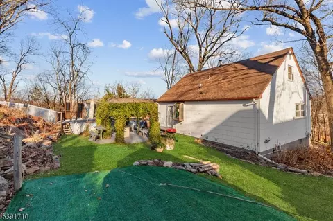 2 Roger Ave, Haskell, NJ 07420 photo 4