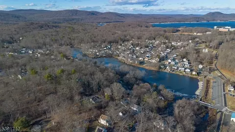 2 Roger Ave, Haskell, NJ 07420 photo 18