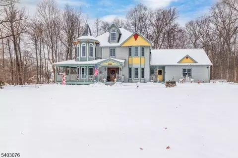 1 Donna Lynn Ter, Sussex, NJ 07461
