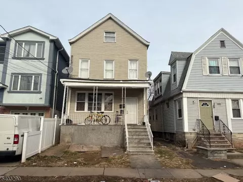 935 Olive St, Elizabeth, NJ 07201