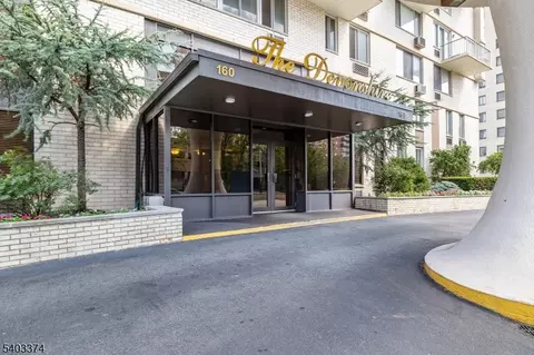 160 Overlook Ave #7A, Hackensack, NJ 07601 photo 41
